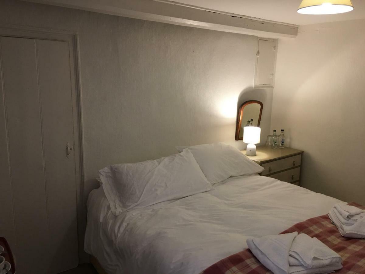 The Scott Arms Bed & Breakfast Kingston  Ngoại thất bức ảnh